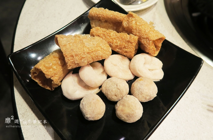 台北~可利亞石頭火鍋吃到飽