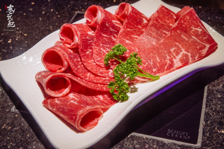 Shabu Lounge 浪奇時尚鍋物‧捷運忠孝復興站｜時尚精品涮涮鍋‧龍蝦雙人套餐兩千有找！