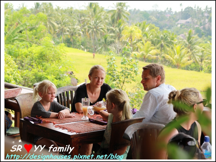 [峇里島必吃][餐廳推薦]美食-巴里島烏布區 Bali-Ubud_Sari Organik 景觀無敵的稻田有機餐廳