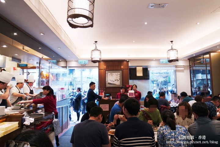 【香港│灣仔美食】甘牌燒鵝Kam's roast goose✈道地港味燒臘推薦美食、鏞記酒家第三代經營且較平價親民│獲2016&2015年米其林一星級食府推薦