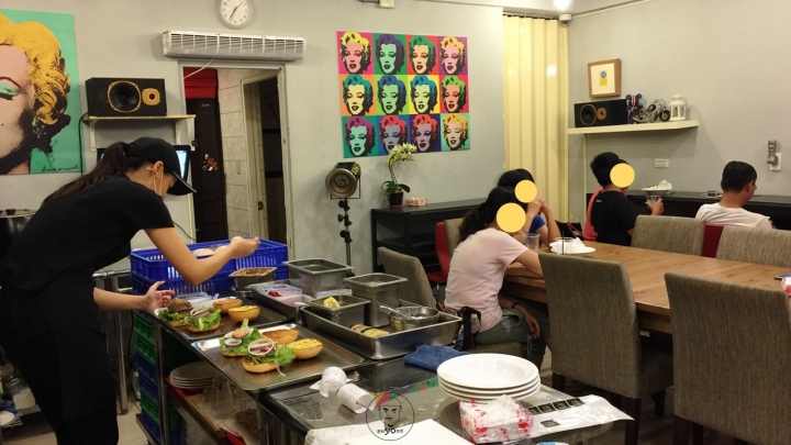 ㊝ 公館站✰窗口 Food To Go✰窗口內飄香，美味漢堡用心又實在，超值度破表