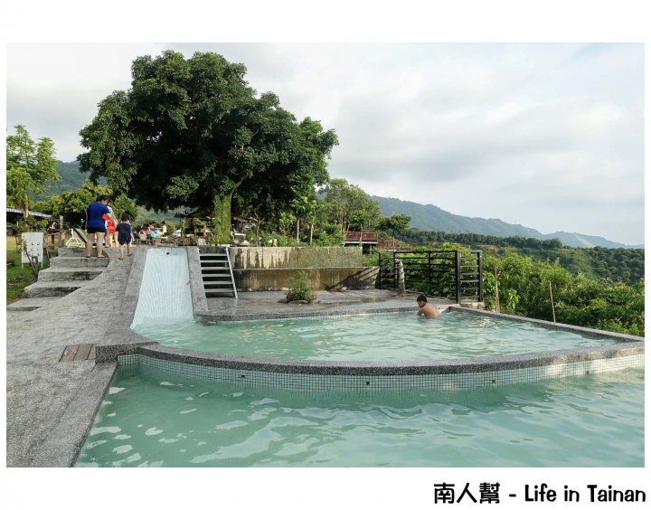 【台南東山區-景點】幸福小農場│無邊際戲水池~~仙湖休閒農場(住宿.美食.山景.咖啡)