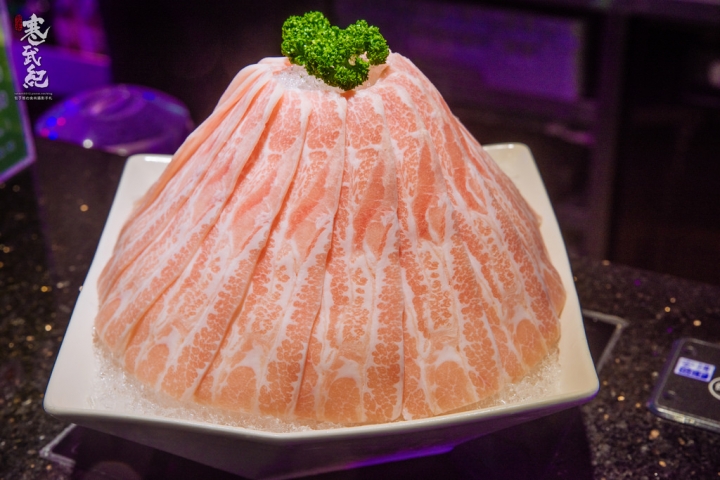 Shabu Lounge 浪奇時尚鍋物‧捷運忠孝復興站｜時尚精品涮涮鍋‧龍蝦雙人套餐兩千有找！