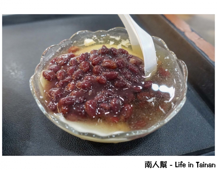 【台南安平區-甜點】│國宴級豆花│從挑擔賣起的阿同伯豆花~~安平同記豆花