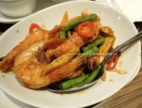 [食記] 台北 中正 JOLLY手工釀啤酒＋泰食餐廳（衡陽店）-老屋泰式料理搭配好喝的手工啤酒，聚餐的好選擇，近西門町