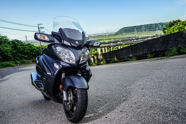一輛帶來幸福的車-SUZUKI BURGMAN AN650