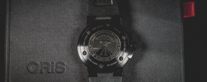 分享 ORIS El Hierro & Oris Aquis Date Diamonds