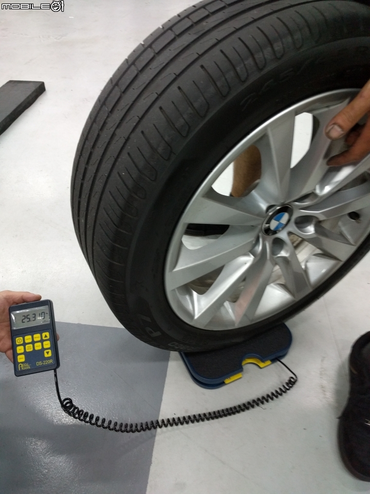 BMW F10 520i 視覺系升級紀錄 ( Rays G27 + PSS + NBT + 全液晶 + KW v3 + M-tech )