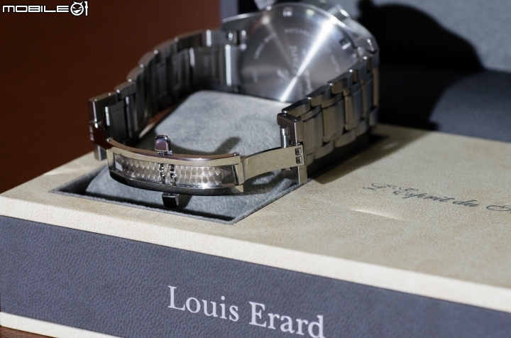 [爆冷開箱] Louis Erard （諾時）Sportive Day Date Stahl Automatik 42mm 入手