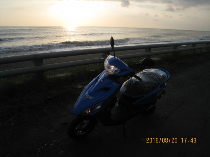 機車老闆的不專業勁豪125油耗親自測試，鳳山台東