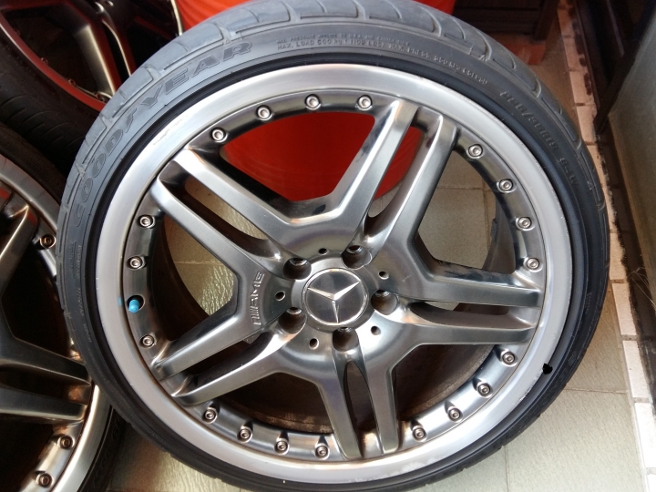 Benz AMG 19吋框及胎