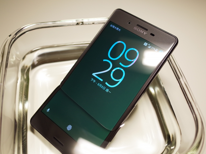 xperia X performance泡水簡單開箱