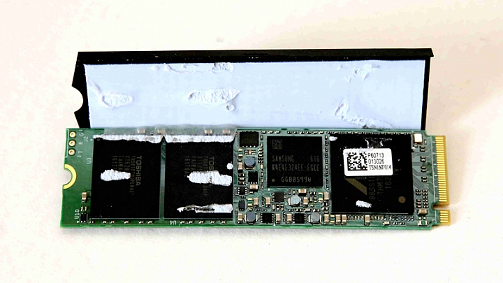 [開箱] 便宜入手的 Plextor M8PeG 256GB 測試!