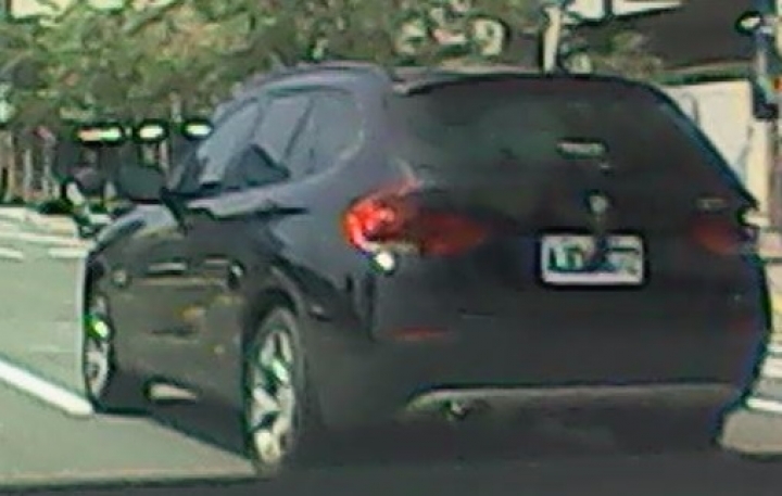 可以從行車紀錄器的截圖，幫忙看出車型嗎？