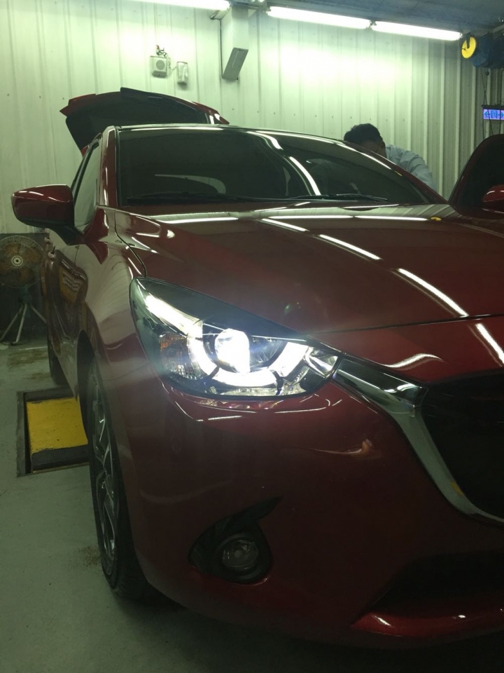 7/31 訂了 Mazda 2