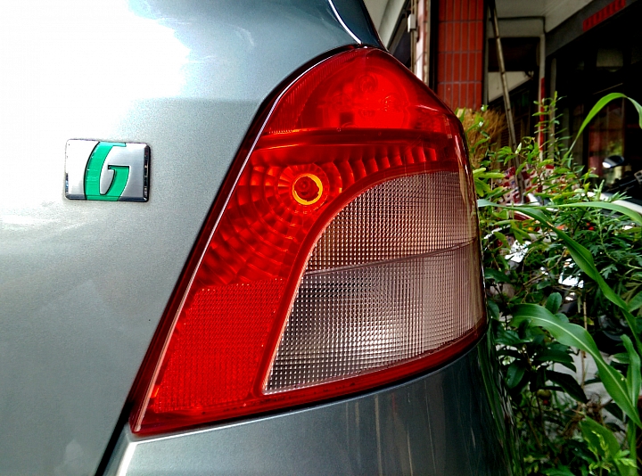 08年 小鴨輕度洗香香 yARIS1.5 G