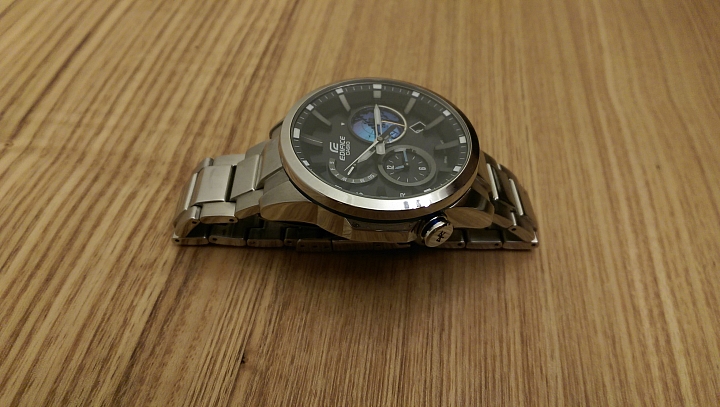 [簡單開箱] CASIO EDIFICE EQB-600