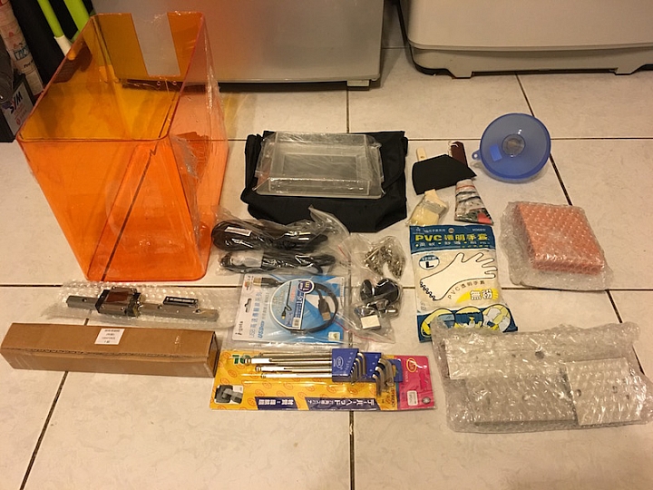 [開箱] 國產 Phrozen One DLP光固化3D印表機