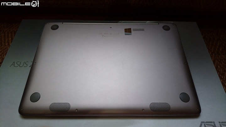 [首發] ASUS ZenBook UX330UA金屬灰開箱 方便攜帶的輕薄筆電