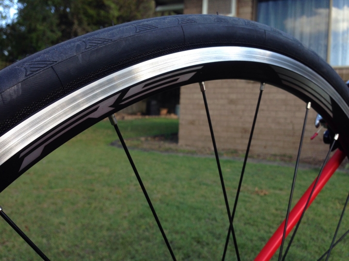 [開箱]BMC Teammachine SLR03 + 14樓有騎乘心得