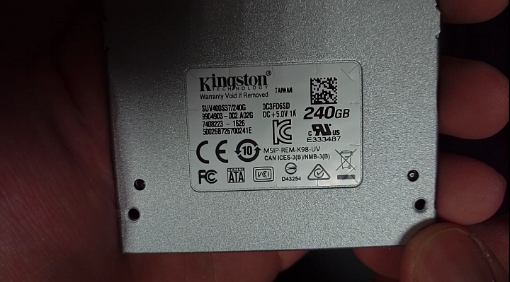 【開箱】CJSCOPE HX-570 +金士頓UV400開箱 不太方便攜帶但常攜帶的電競筆電