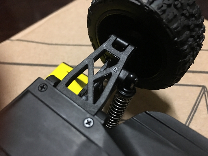『開箱』Carisma GT24CR 1/24 無刷競速卡車