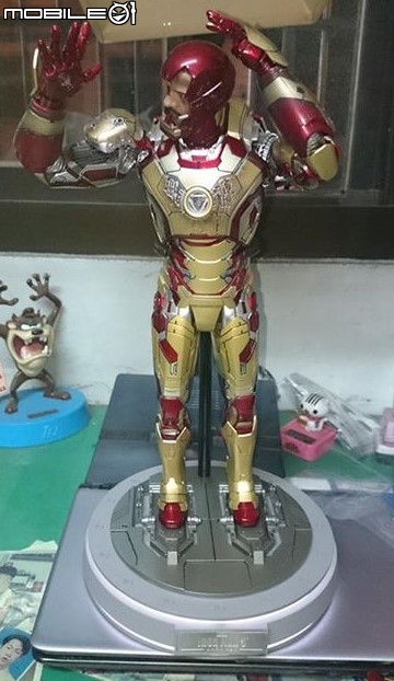 Hot Toys – MMS197D02 – 鋼鐵人3: 1/6比例 馬克42合金人偶入手開箱