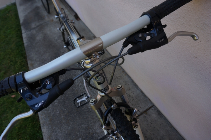分享 Klein 古董登山車  台灣光榮 Giant CADEX CFM-1