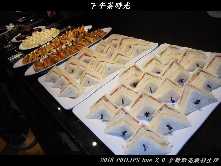 PHILIPS hue 2.0 全新點亮煥彩生活體驗心得分享