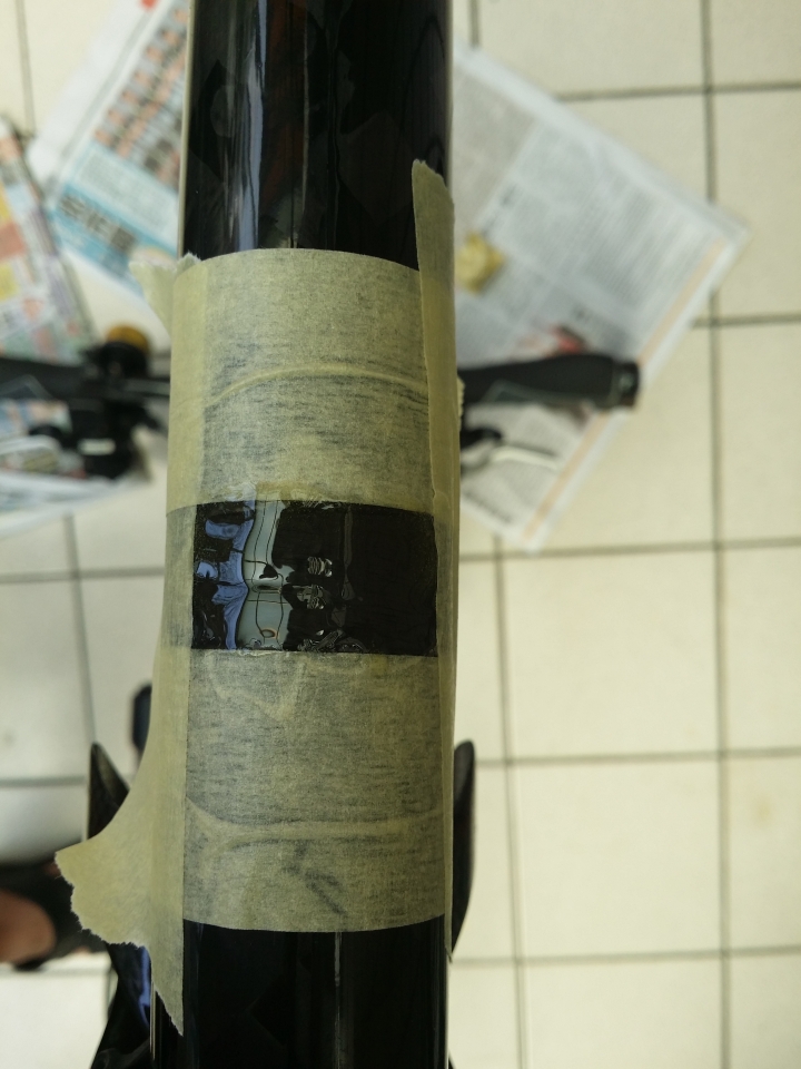 碳纖車架管線固定架脫落