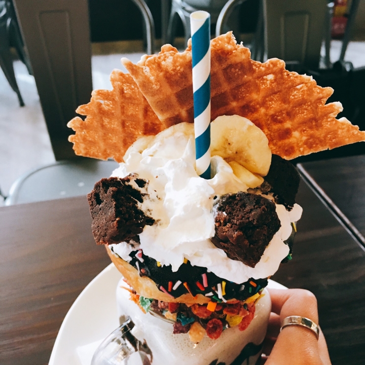 【台北內湖】Holly Brown Coffee
