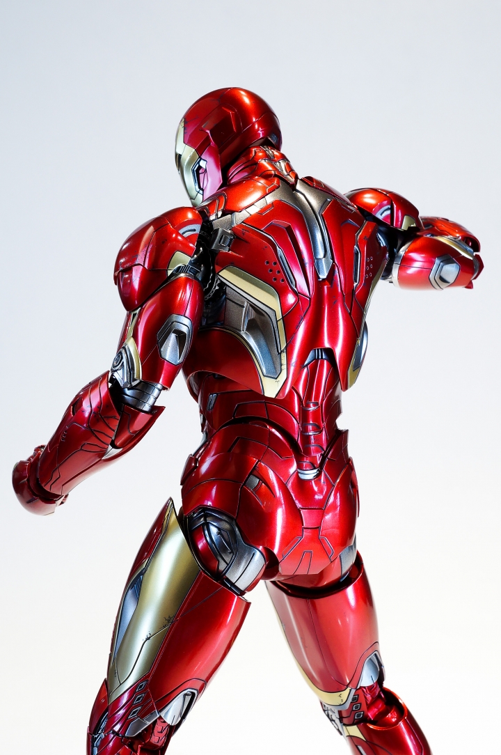 [分享] Hot Toys Iron Man Mark45