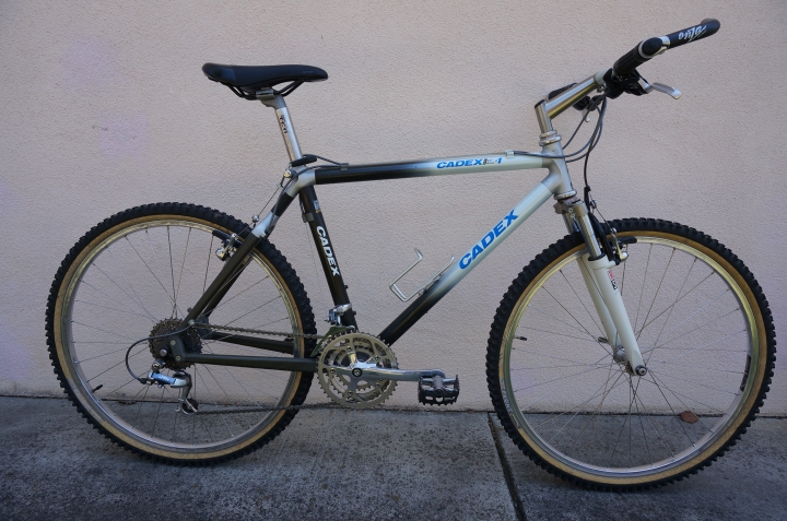 分享 Klein 古董登山車  台灣光榮 Giant CADEX CFM-1