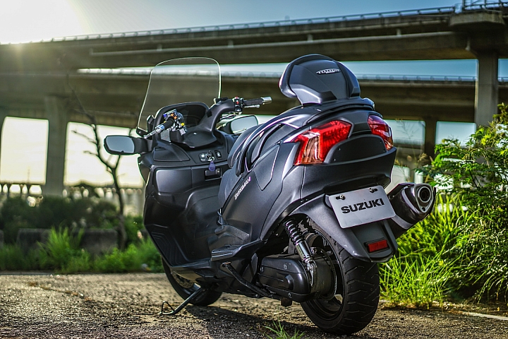 一輛帶來幸福的車-SUZUKI BURGMAN AN650