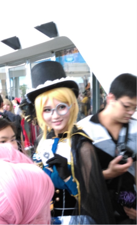 圓山動漫~請教這兩位是扮演何角色?