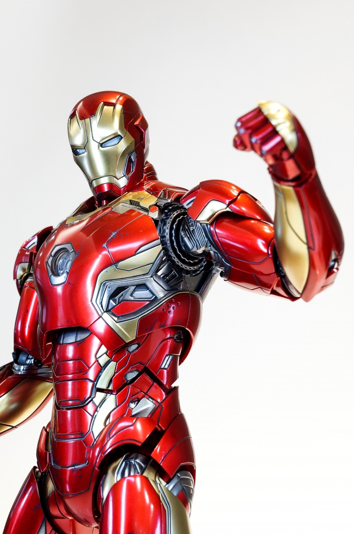 [分享] Hot Toys Iron Man Mark45
