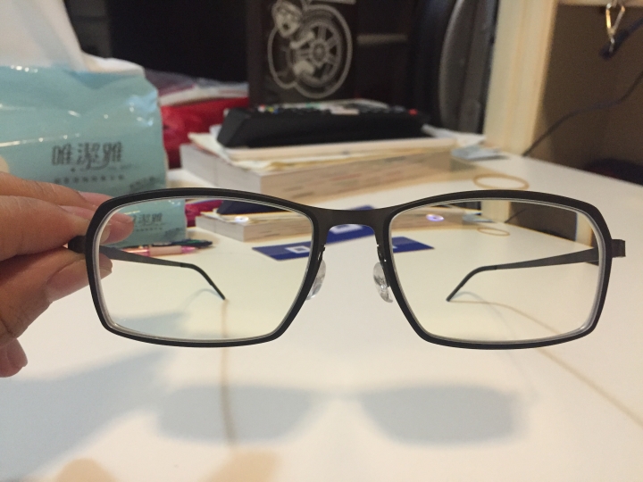 ［開箱］LINDBERG-9715之輕到像沒戴一樣