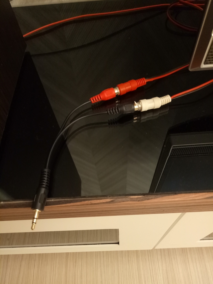 液晶電視外接喇叭沒聲音