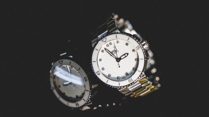分享 ORIS El Hierro & Oris Aquis Date Diamonds