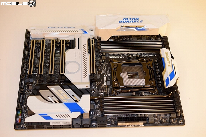 Core i7 6900K + 技嘉 X99-Designare EX 開箱