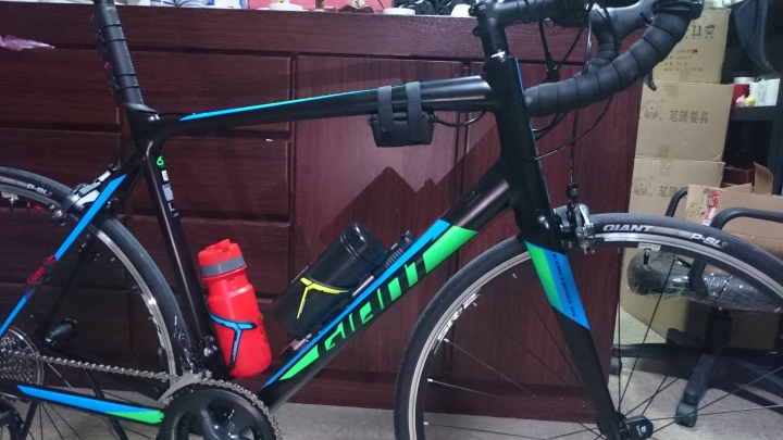 GIANT CONTEND SL 2 開箱(手機拍，圖渣請見諒)