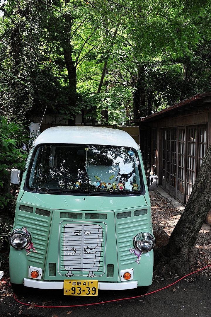 搭京王電鐵，遊西東京。高尾山纜車。深大寺_鬼太郎茶屋