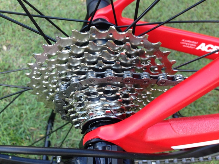 [開箱]BMC Teammachine SLR03 + 14樓有騎乘心得