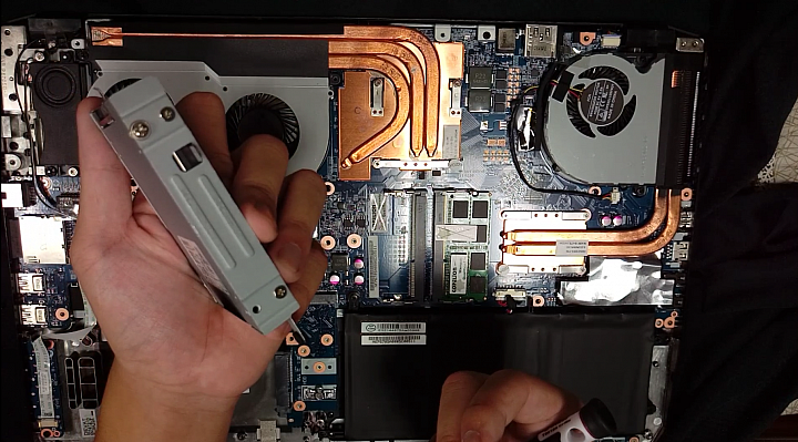 【開箱】CJSCOPE HX-570 +金士頓UV400開箱 不太方便攜帶但常攜帶的電競筆電