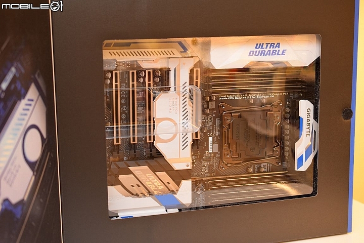 Core i7 6900K + 技嘉 X99-Designare EX 開箱