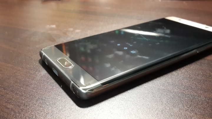 note7 三星原廠滿版保護貼~~~請問你們有買三星Note7-490元保護貼的，也是這牌的嗎？