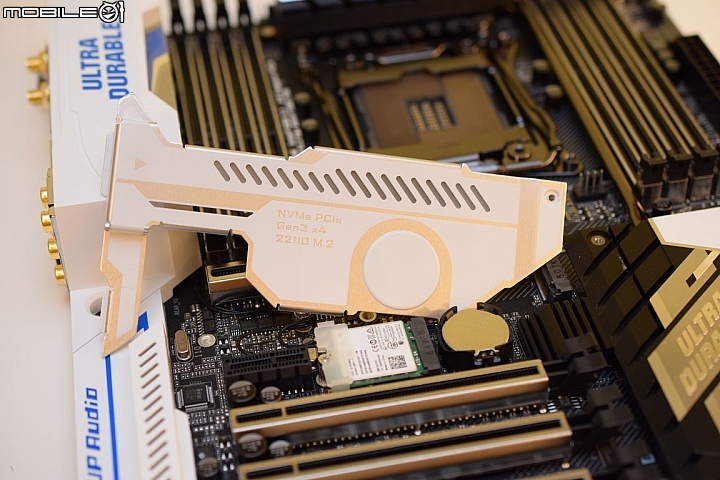 Core i7 6900K + 技嘉 X99-Designare EX 開箱