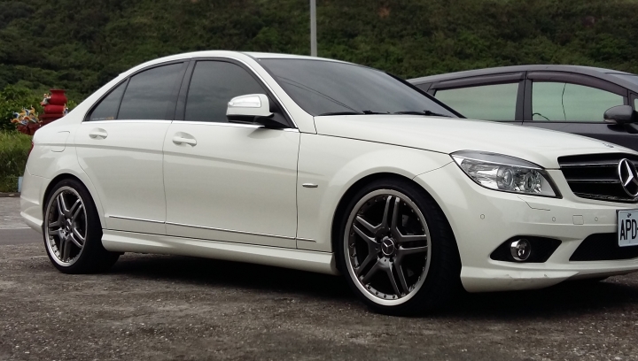Benz AMG 19吋框及胎