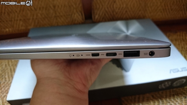 [首發] ASUS ZenBook UX330UA金屬灰開箱 方便攜帶的輕薄筆電