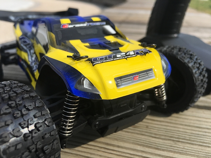 『開箱』Carisma GT24CR 1/24 無刷競速卡車